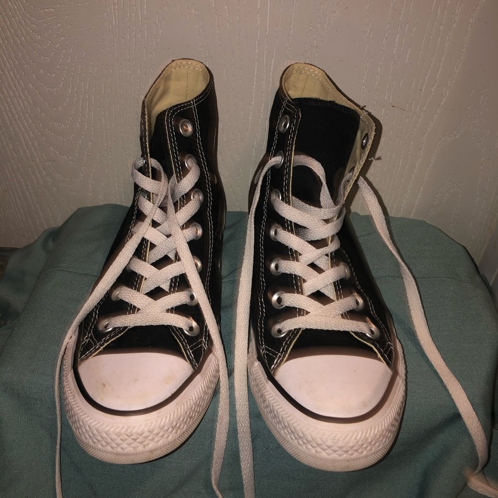 Black Converse